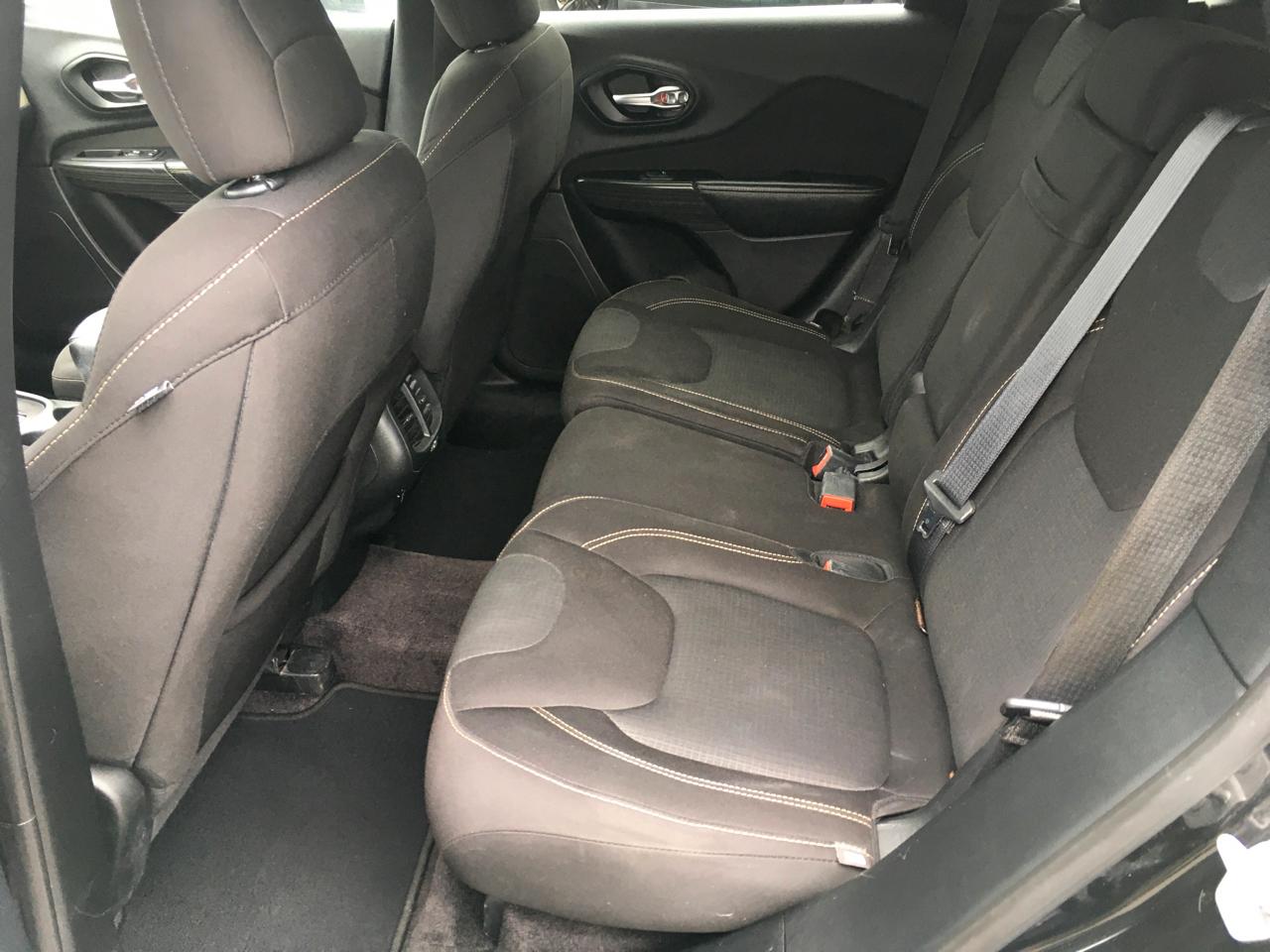 Jeep Cherokee Latitude FWD 2016