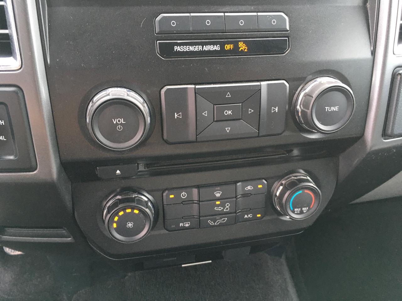 Ford F-150 XLT SuperCrew 4WD 2016