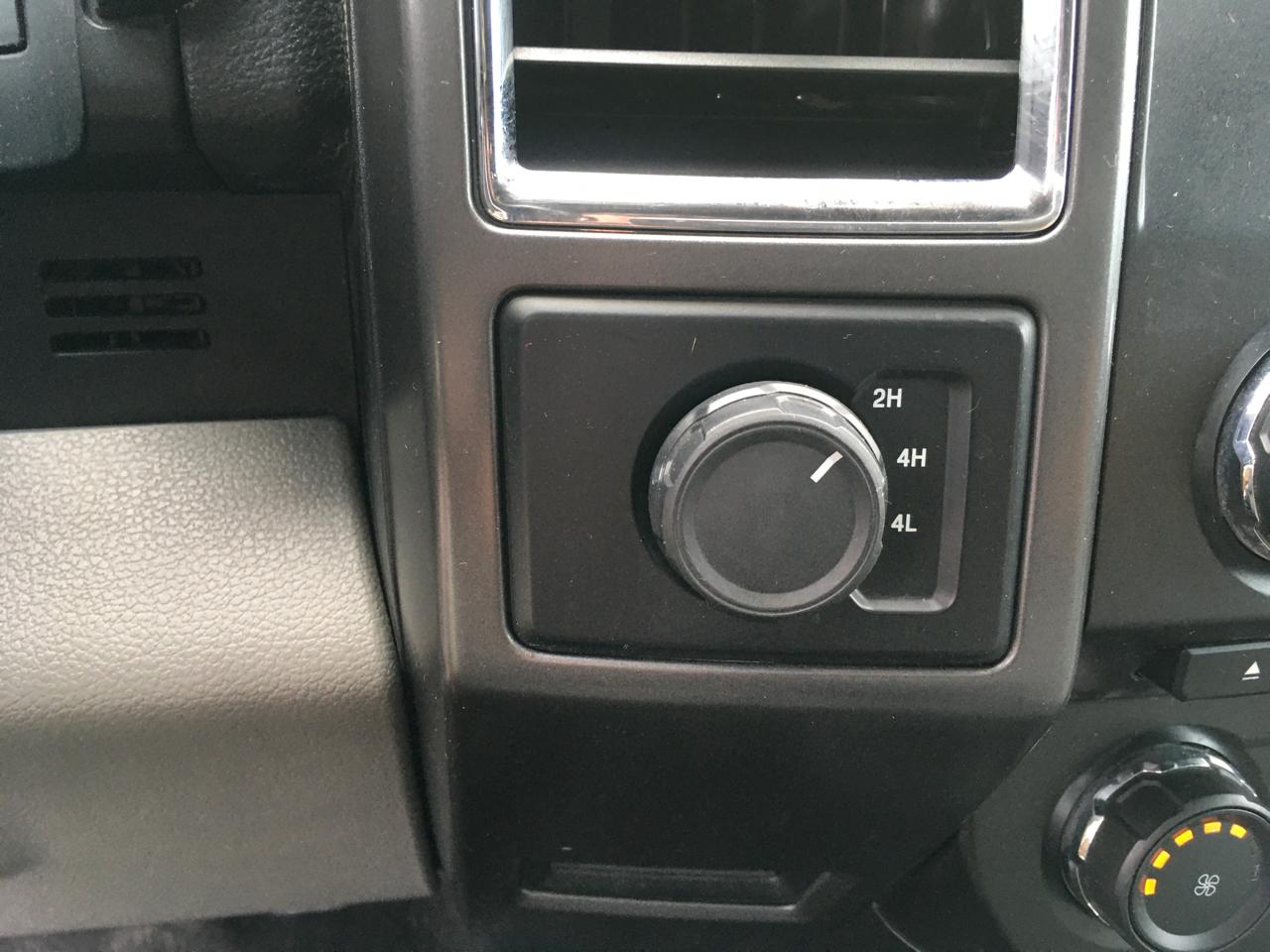 Ford F-150 XLT SuperCrew 4WD 2016