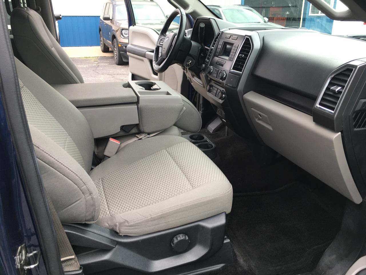 Ford F-150 XLT SuperCrew 4WD 2016