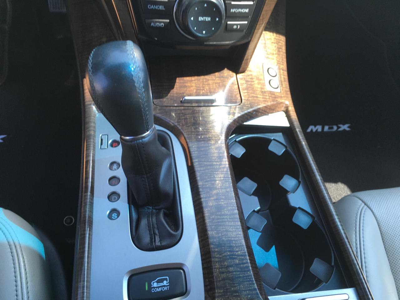 Acura MDX  2012