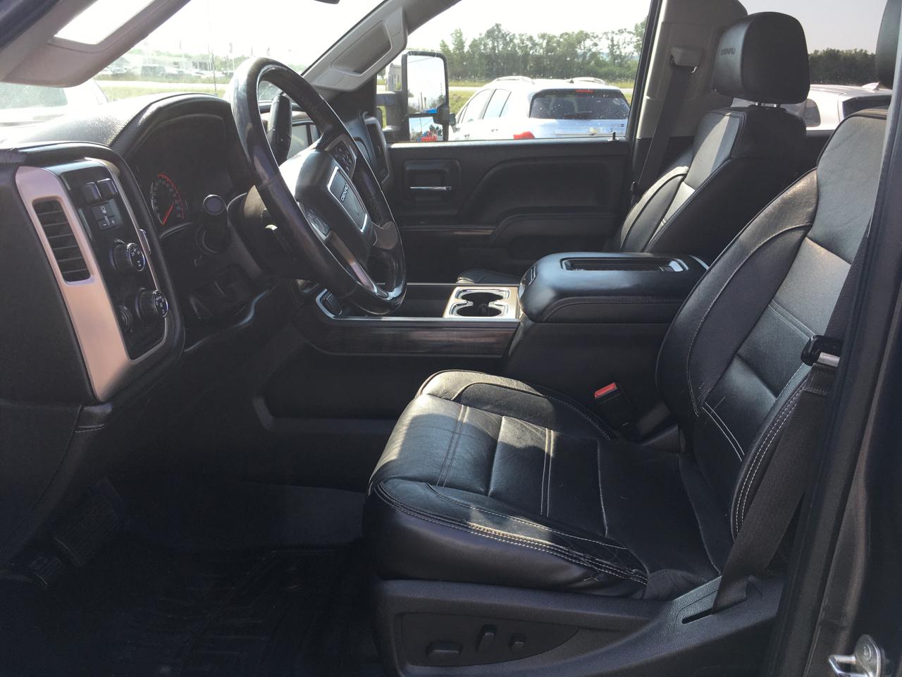 GMC Sierra 2500HD Denali Crew Cab 4WD 2016