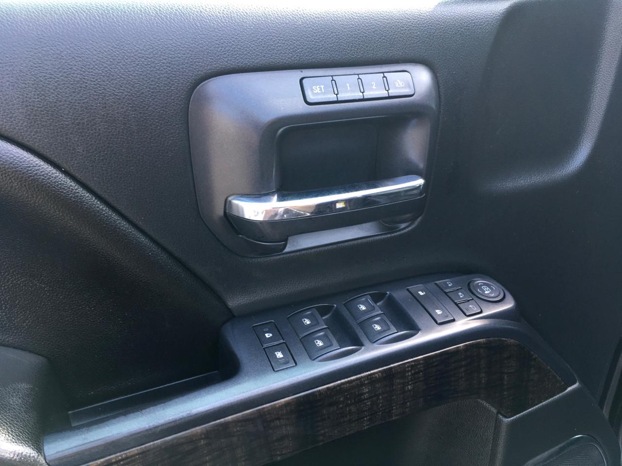 GMC Sierra 2500HD Denali Crew Cab 4WD 2016