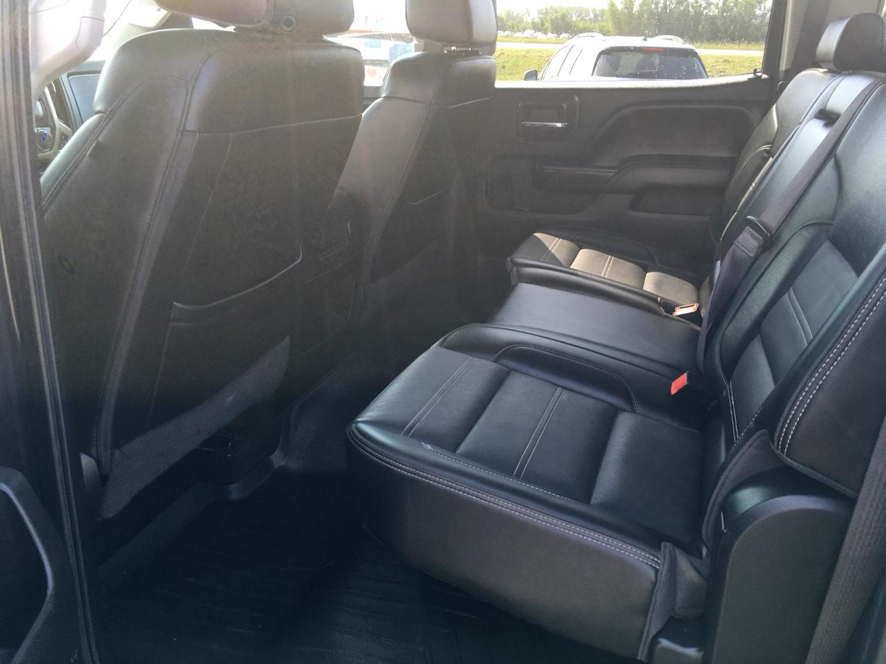 GMC Sierra 2500HD Denali Crew Cab 4WD 2016