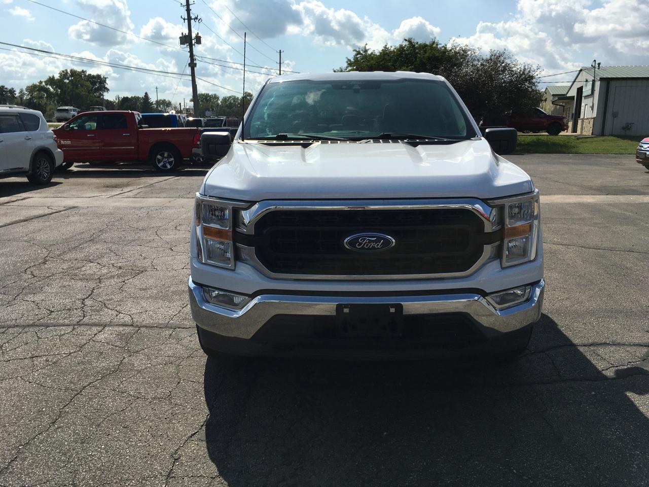 Ford F-150 XLT SuperCrew 4WD 2022