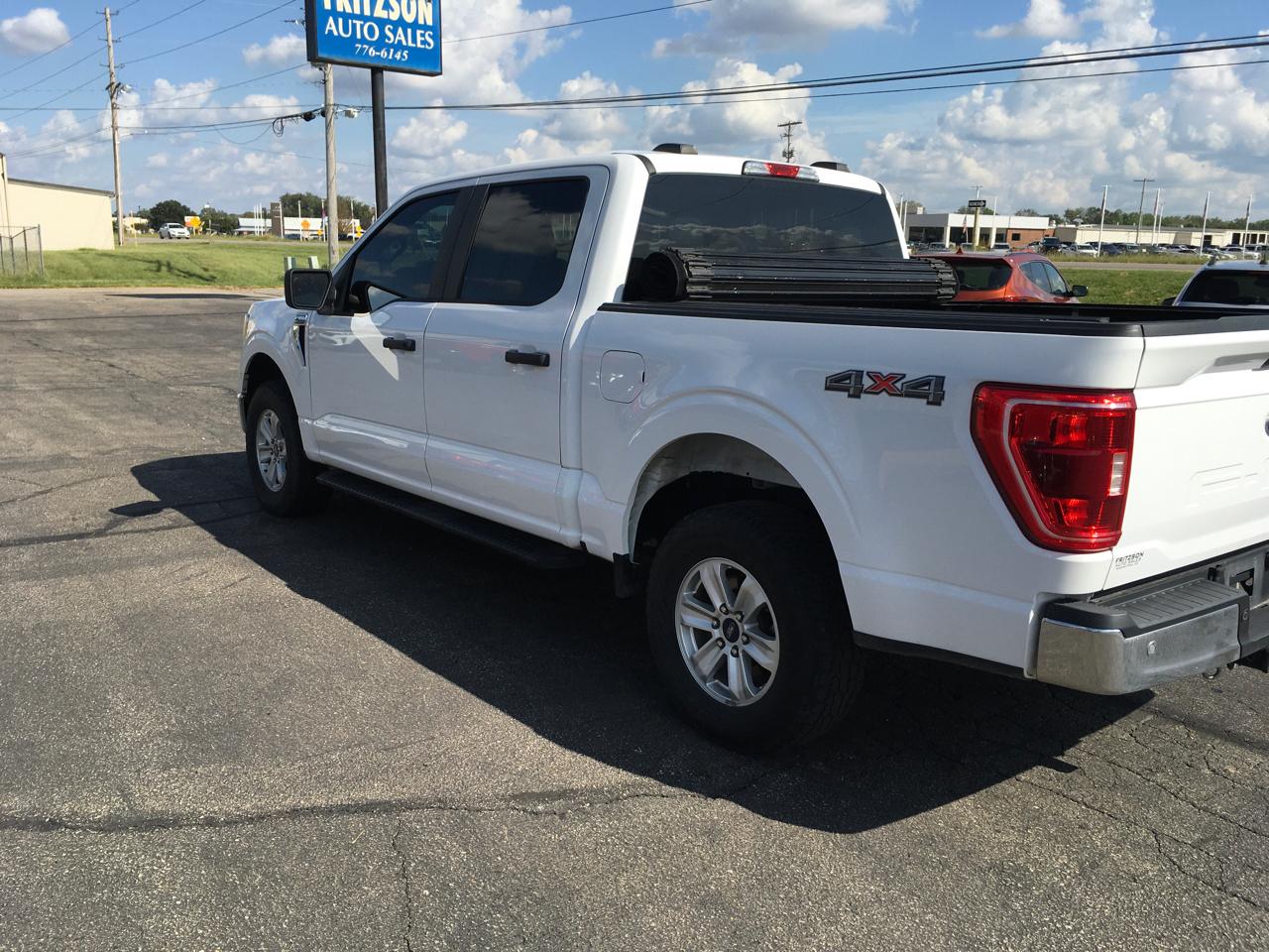 Ford F-150 XLT SuperCrew 4WD 2022