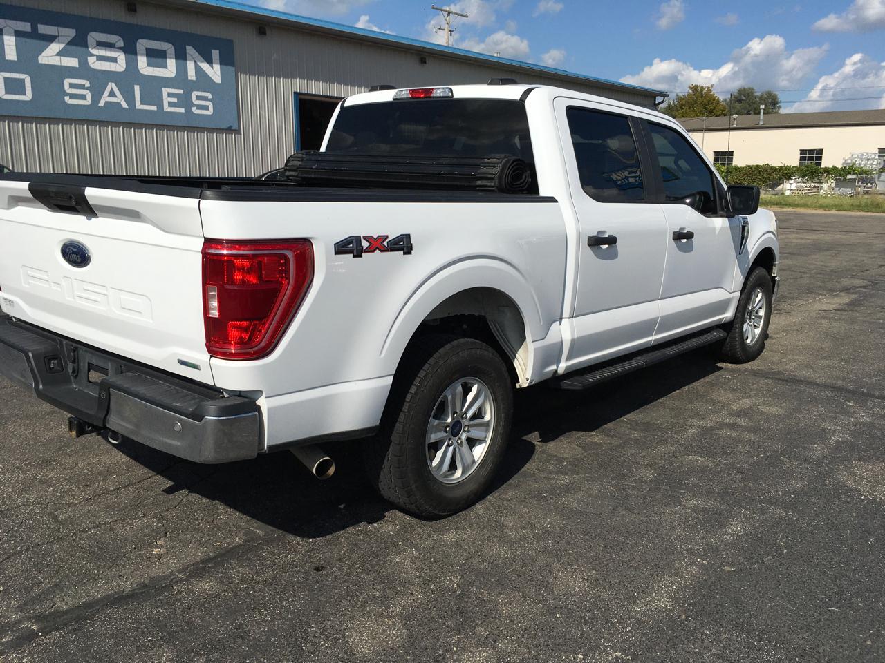 Ford F-150 XLT SuperCrew 4WD 2022