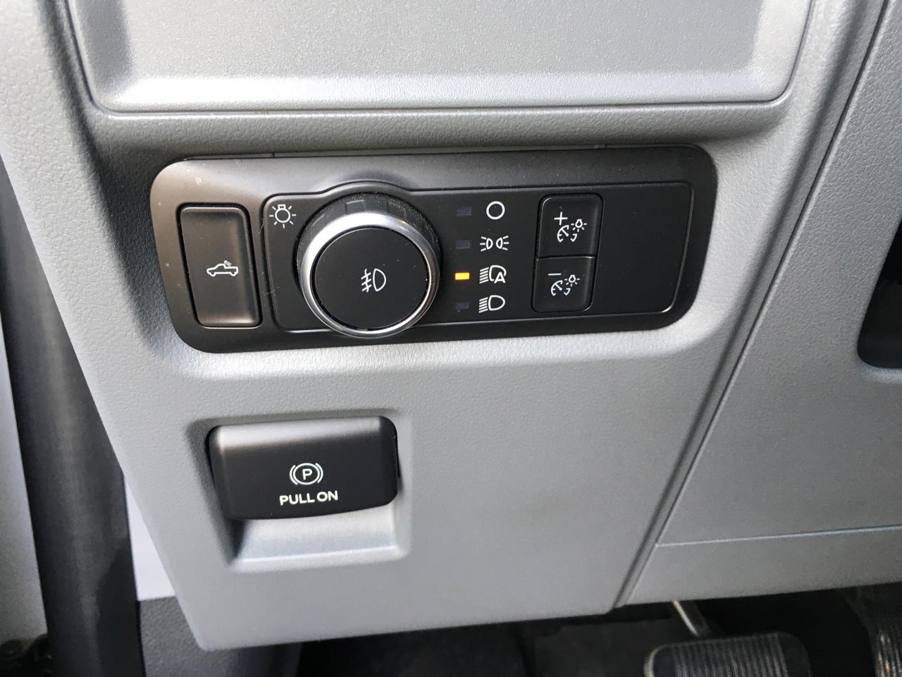 Ford F-150 XLT SuperCrew 4WD 2022