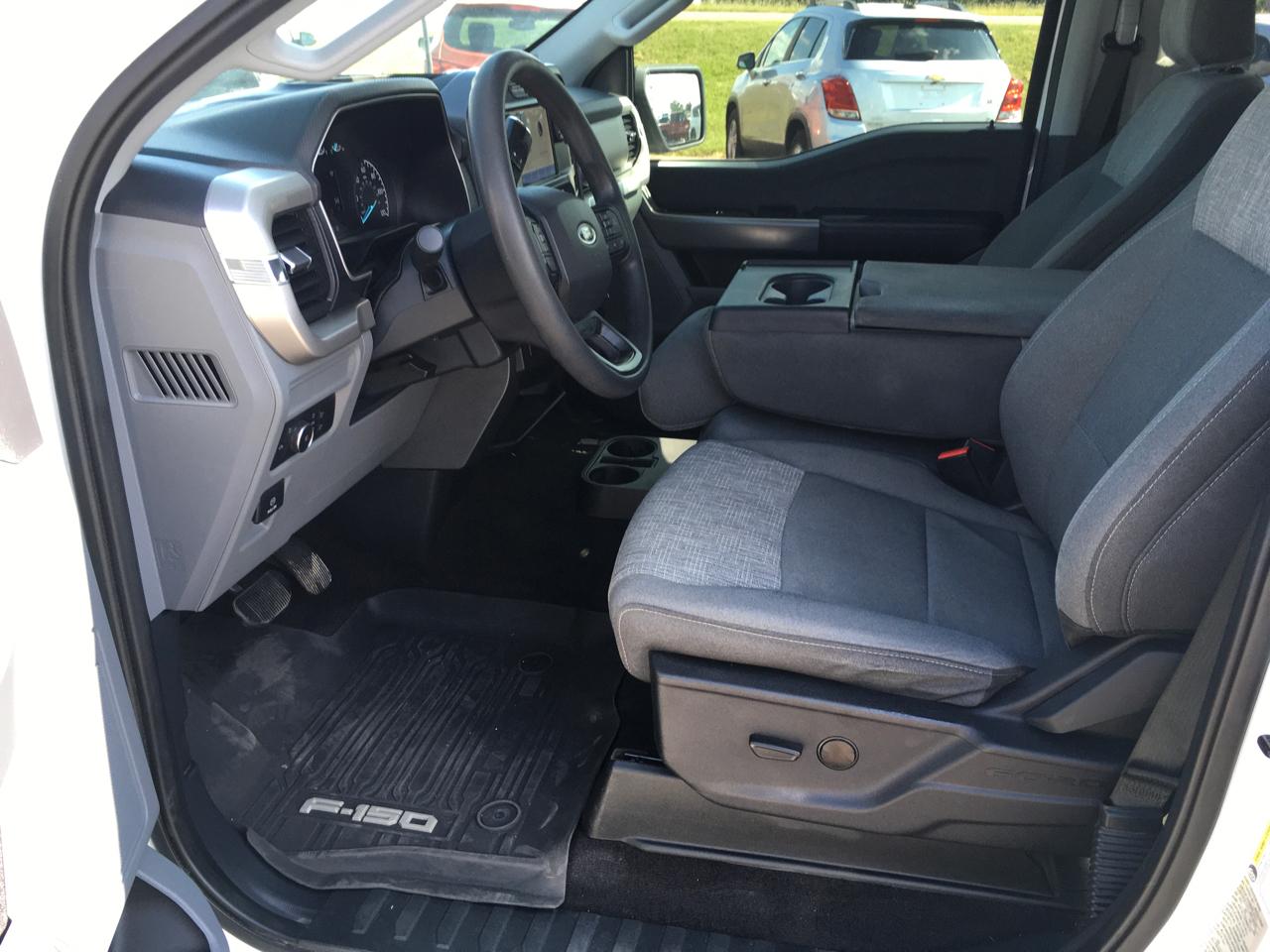 Ford F-150 XLT SuperCrew 4WD 2022