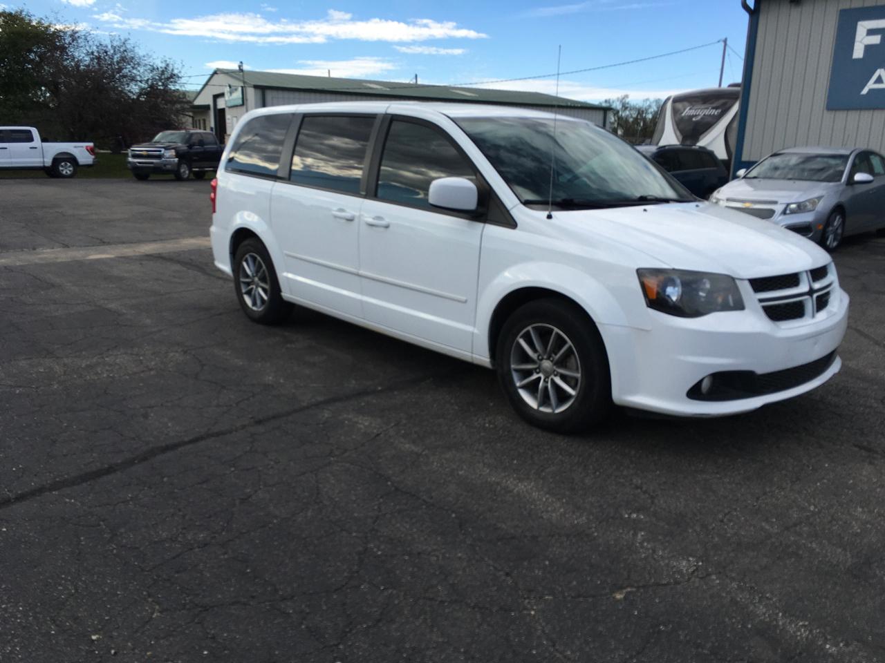 Dodge Grand Caravan R/T 2014