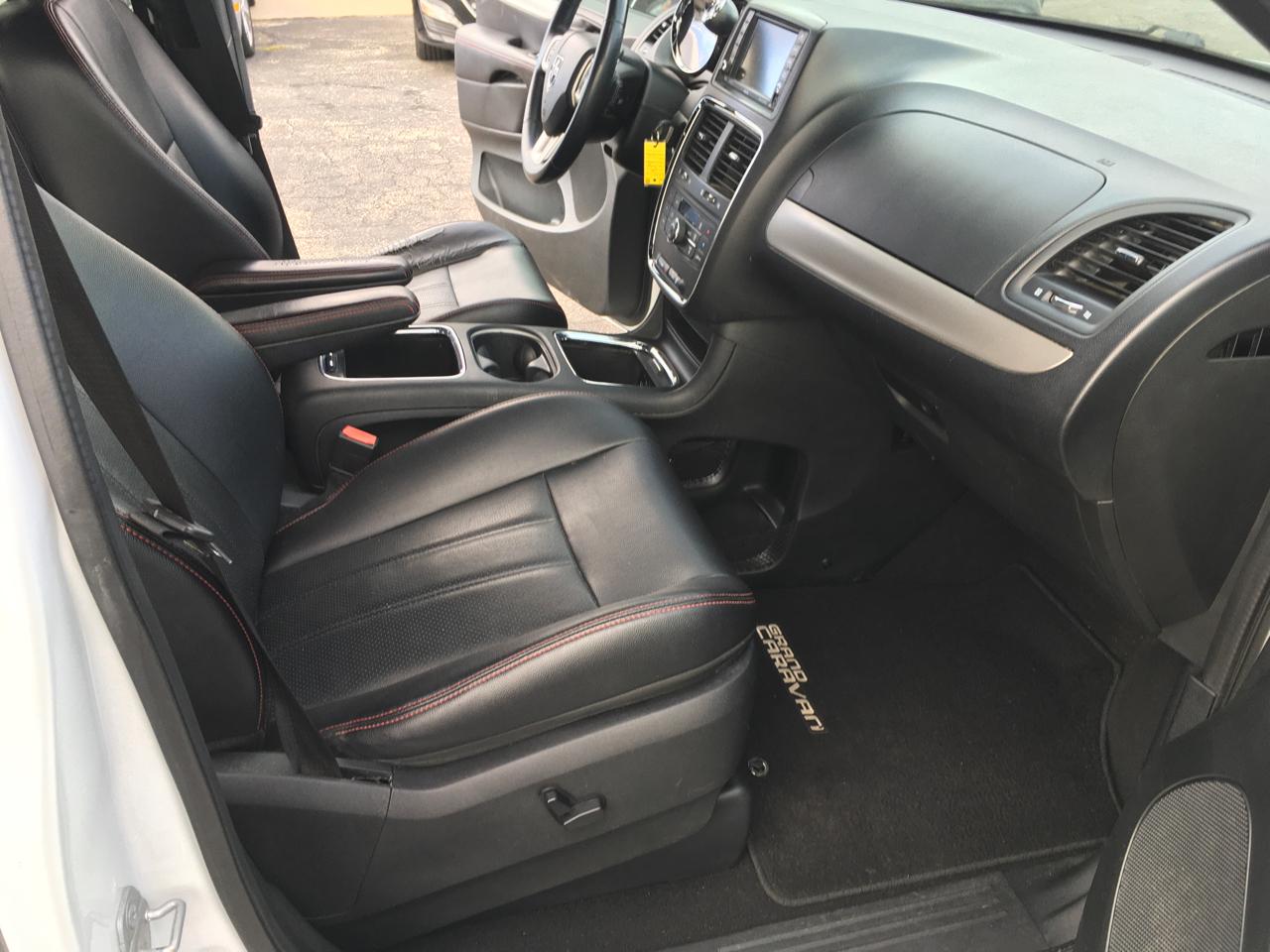 Dodge Grand Caravan R/T 2014