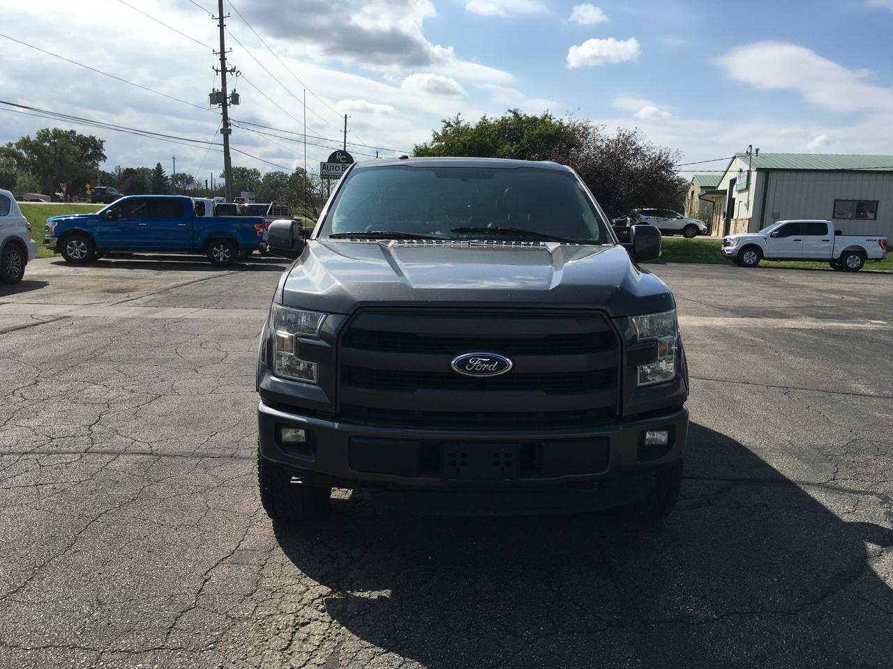 Ford F-150 Lariat SuperCrew 4WD 2016