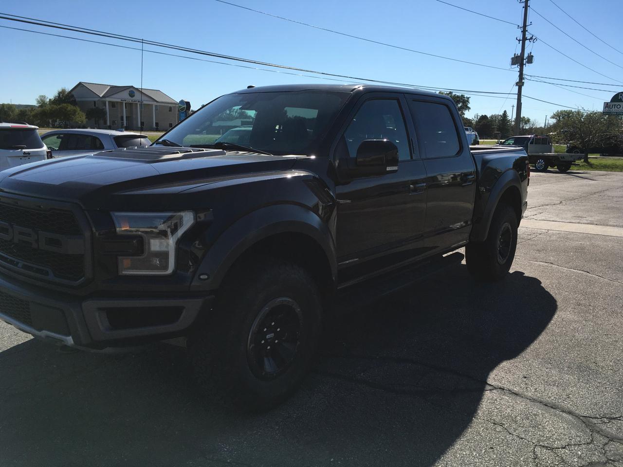 Ford F-150 Raptor SuperCrew 4WD 2017