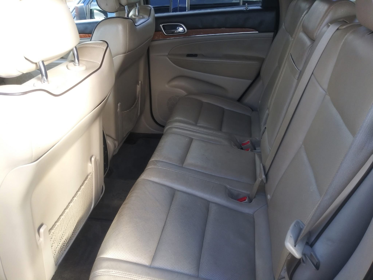 Jeep Grand Cherokee Overland 4WD 2011