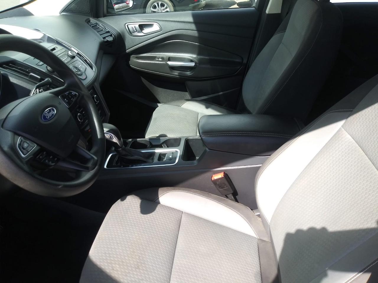 2018 Ford Escape SE photo 4