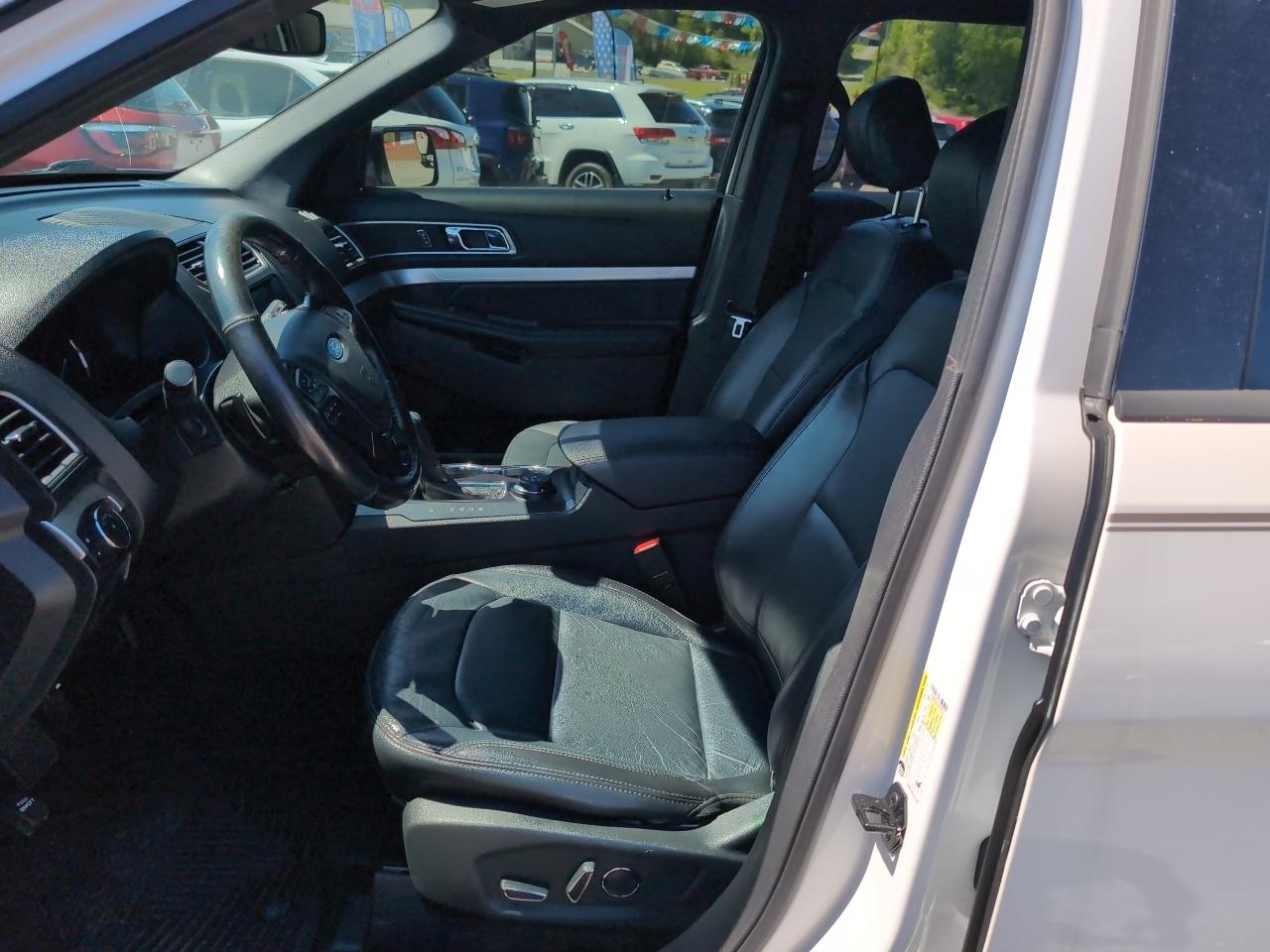 Ford Explorer XLT 4WD 2017