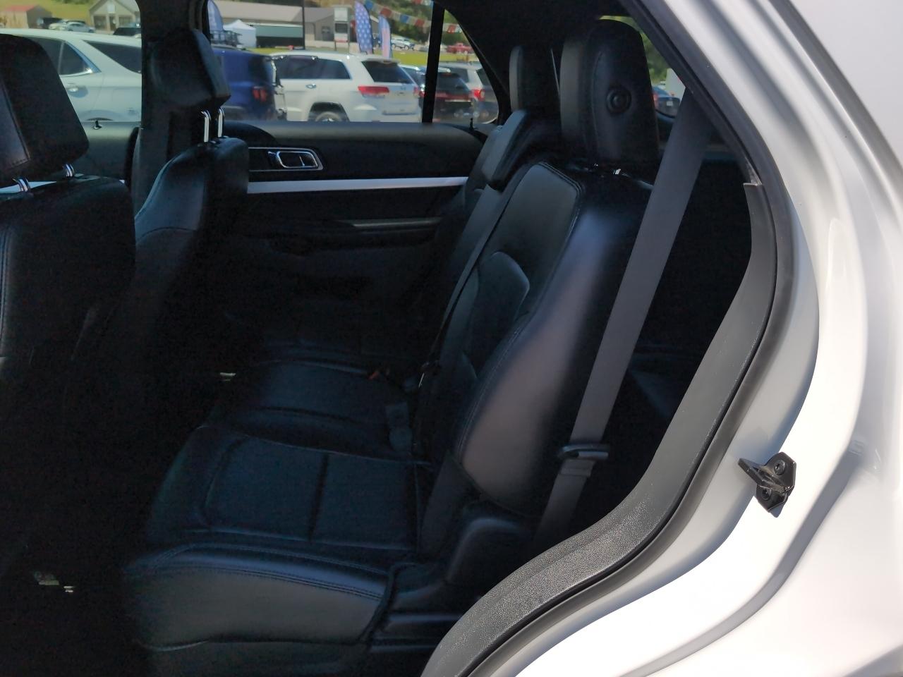 Ford Explorer XLT 4WD 2017