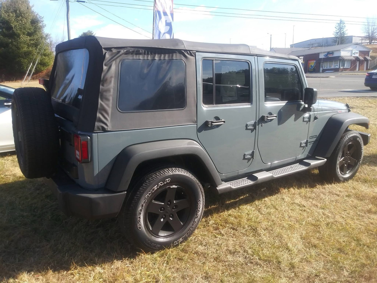 Jeep Wrangler Unlimited Sport 4WD 2015