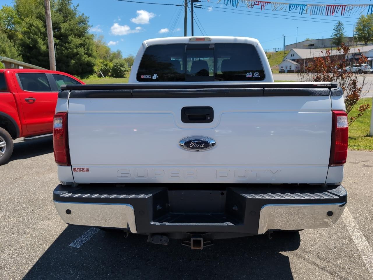 Ford F-250 SD FX4 Crew Cab 4WD 2015