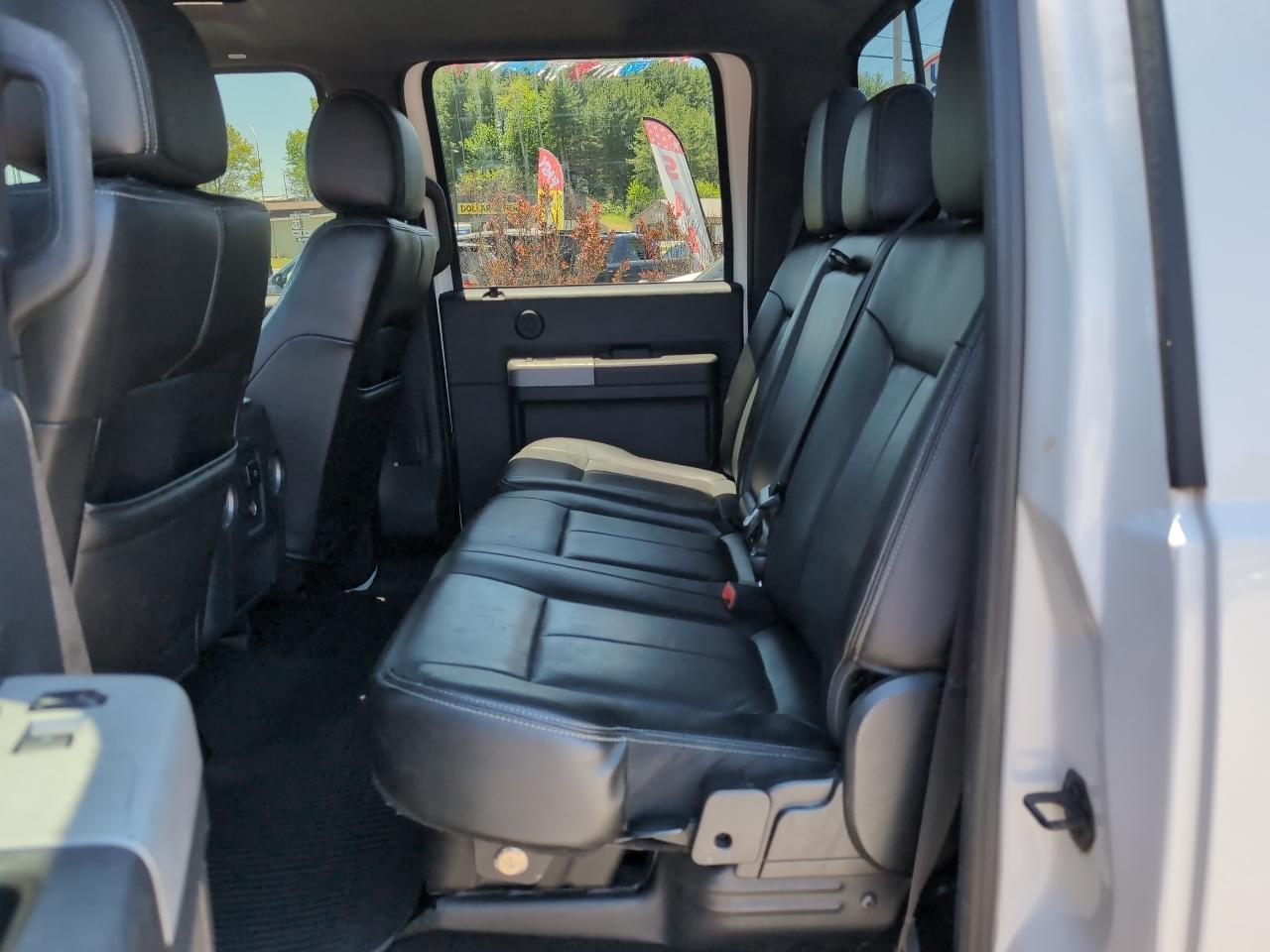 Ford F-250 SD FX4 Crew Cab 4WD 2015