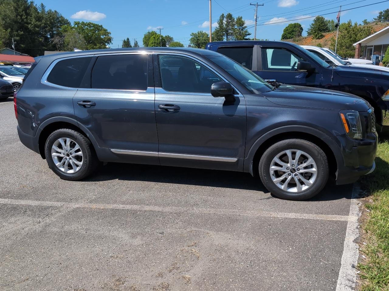 Kia Telluride LX 2020