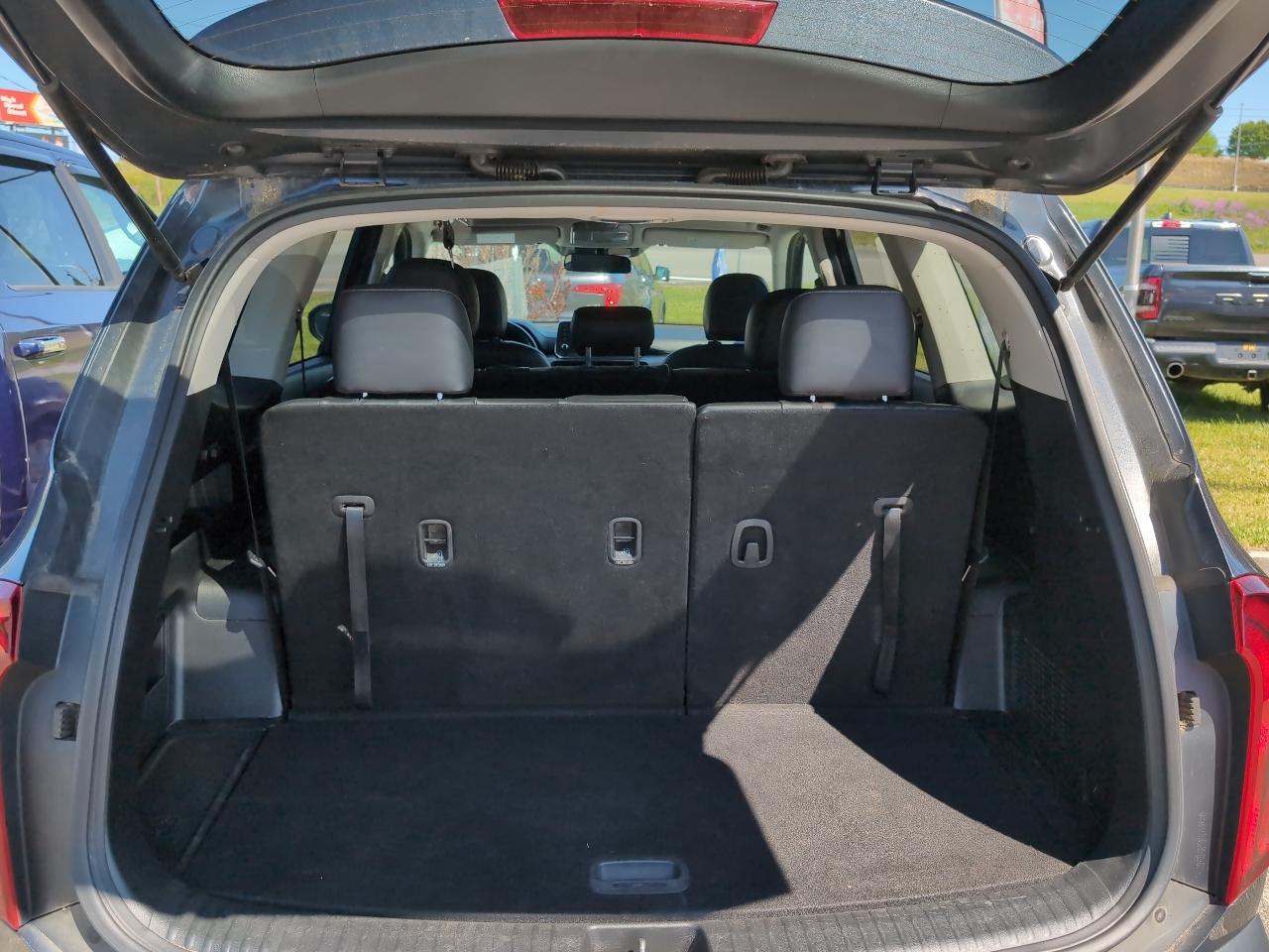 Kia Telluride LX 2020
