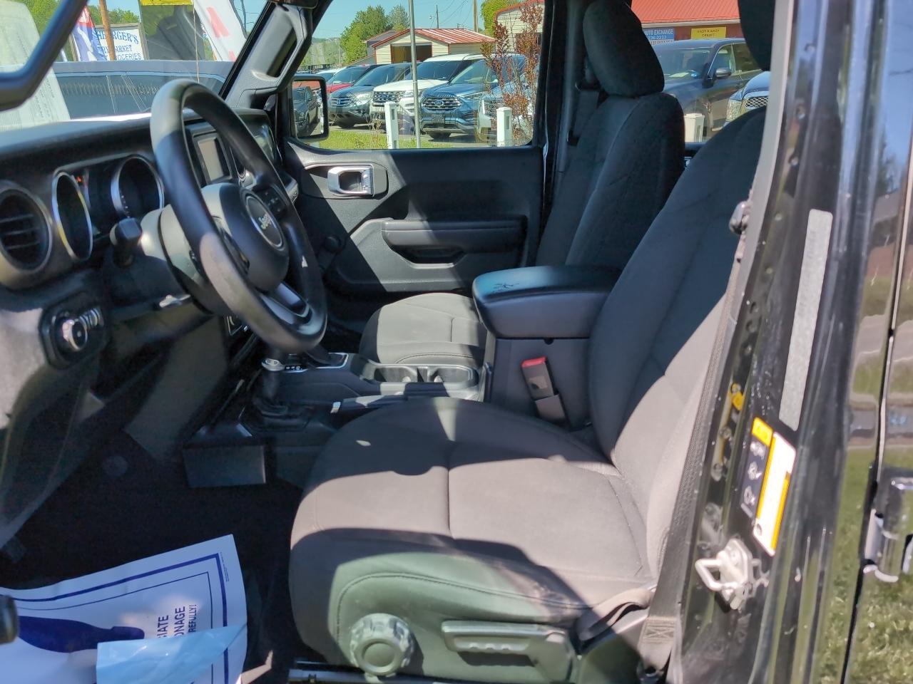 Jeep Wrangler Unlimited Sport 2020
