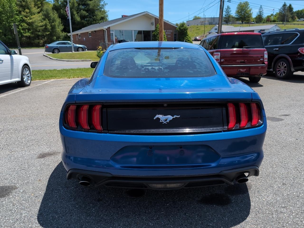 Ford Mustang EcoBoost Coupe 2018
