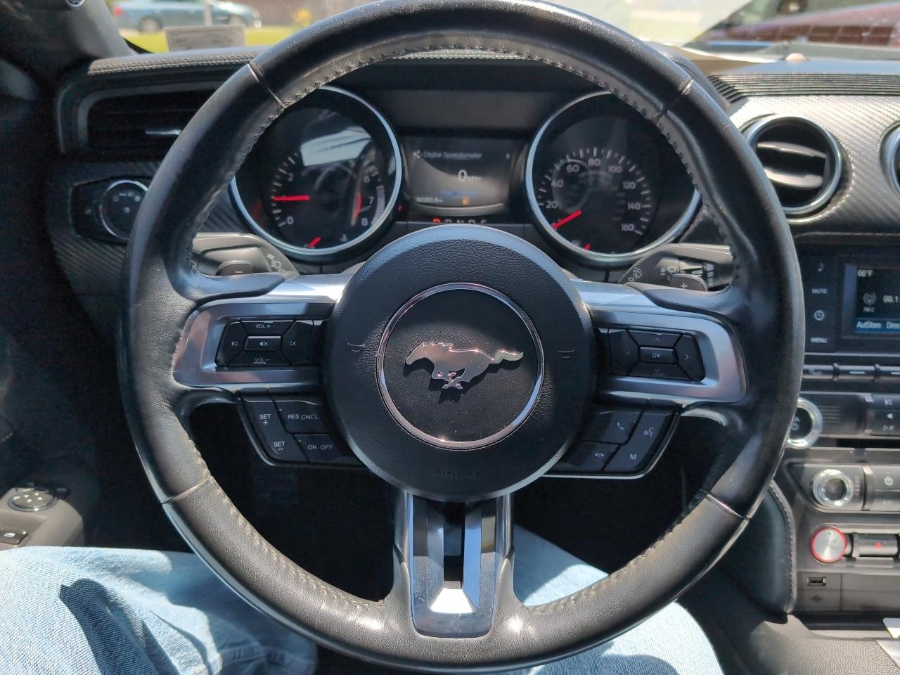 Ford Mustang EcoBoost Coupe 2018