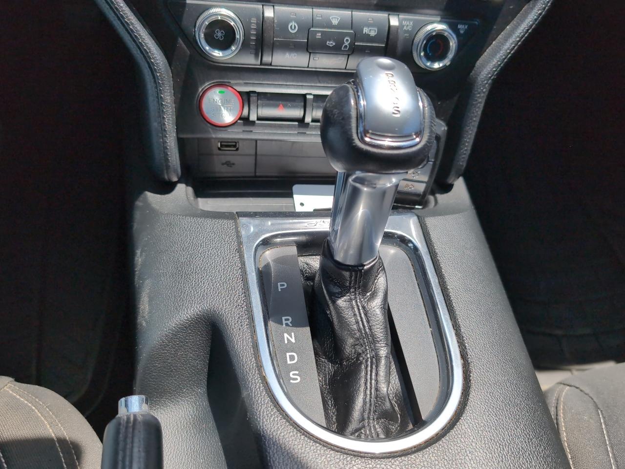 Ford Mustang EcoBoost Coupe 2018