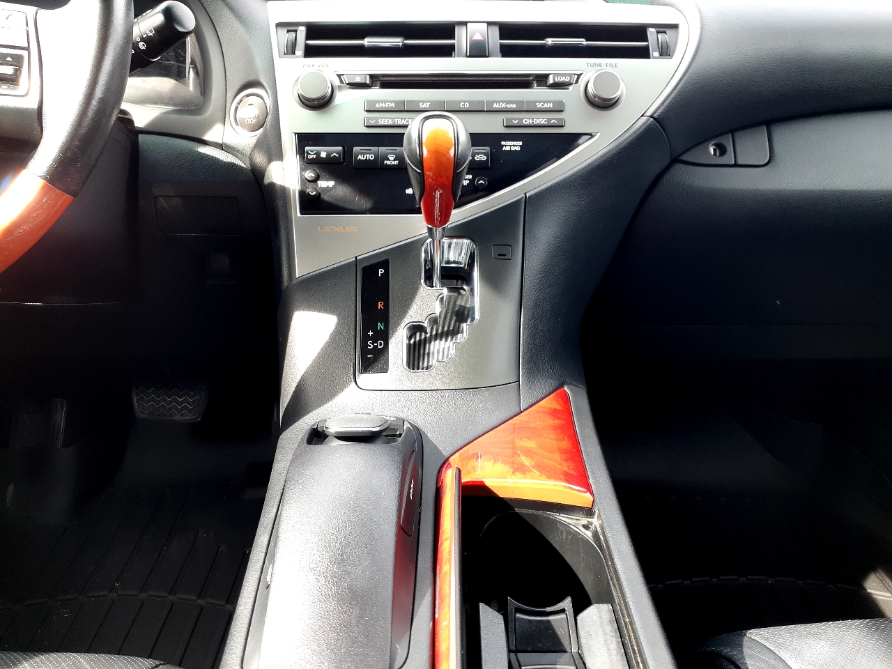 2010 Lexus RX 350 AWD photo 24