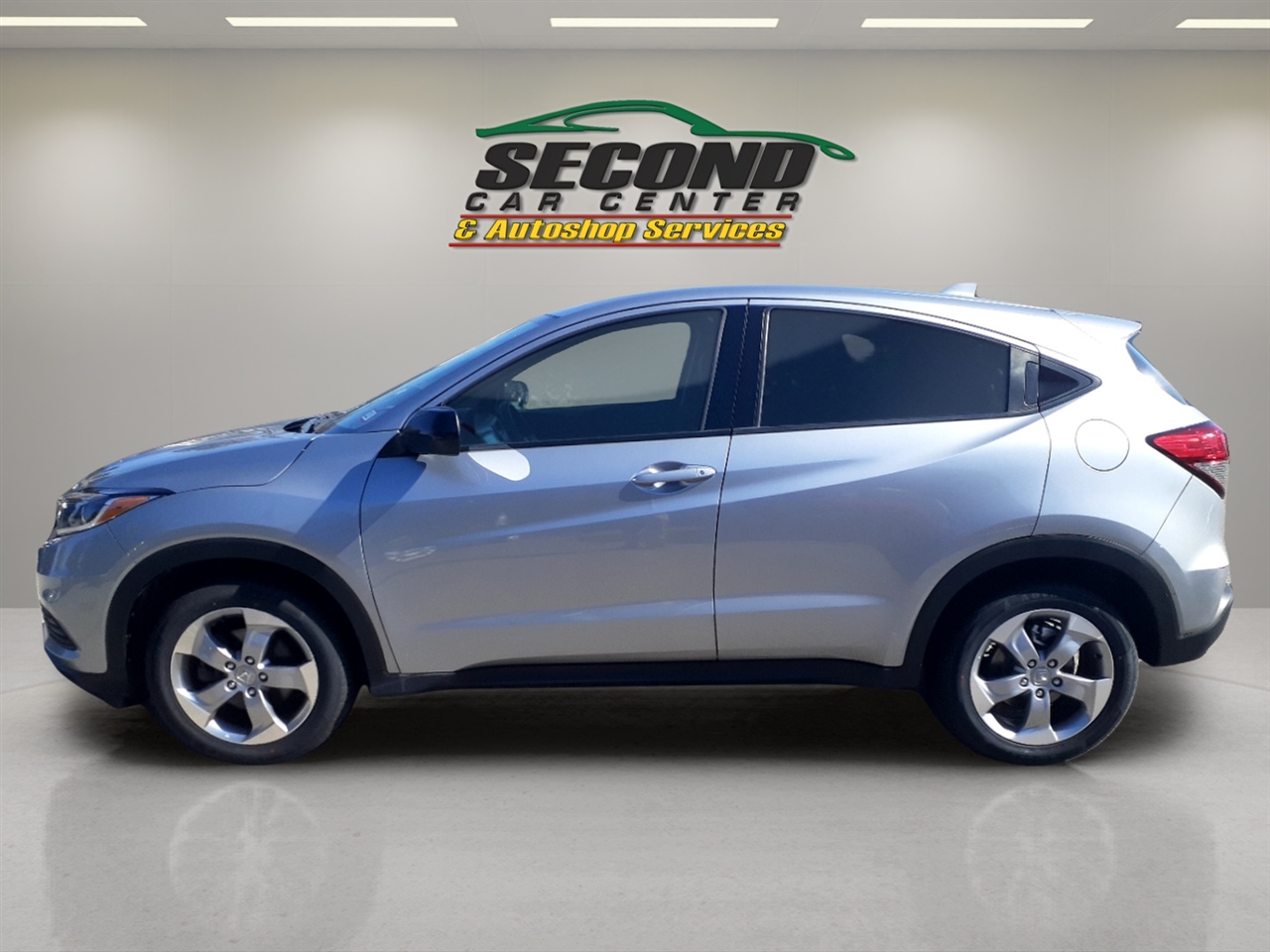 2019 Honda HR-V LX photo 2