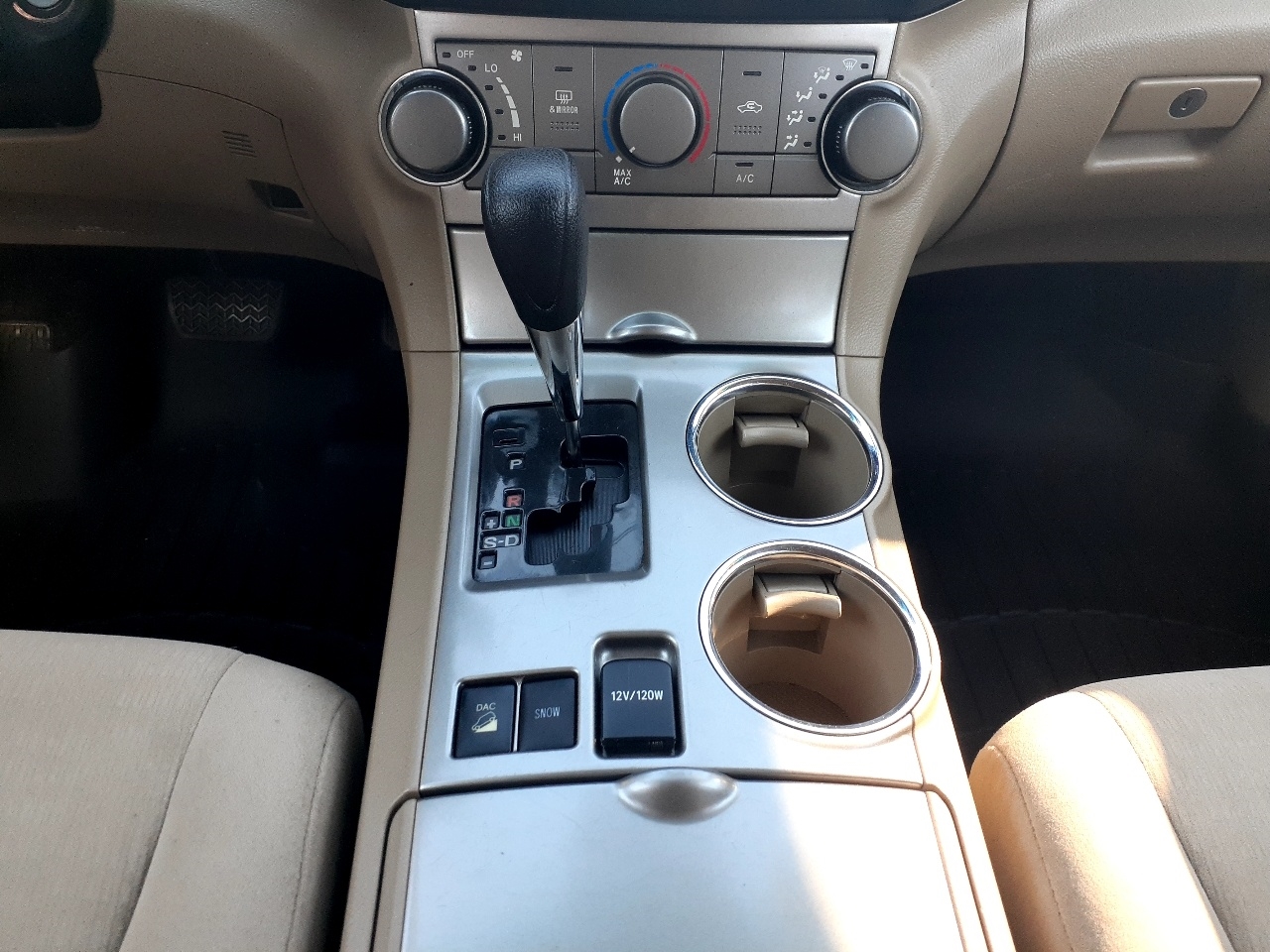 Toyota Highlander 4WD 4dr V6 (Natl) 2012 Toyota Highlander 4WD 4dr V6 (Natl) 2012