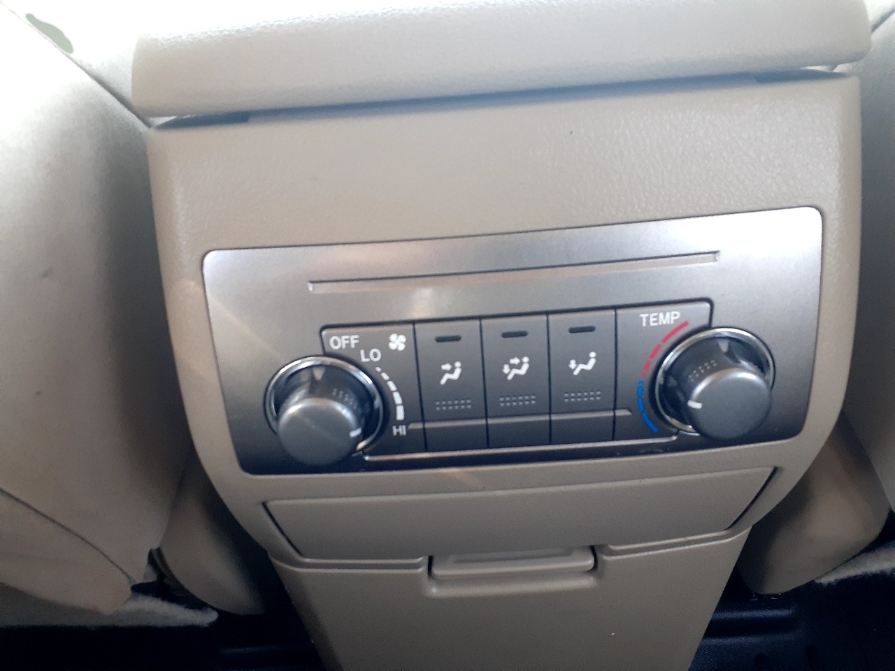 Toyota Highlander 4WD 4dr V6 (Natl) 2012 Toyota Highlander 4WD 4dr V6 (Natl) 2012