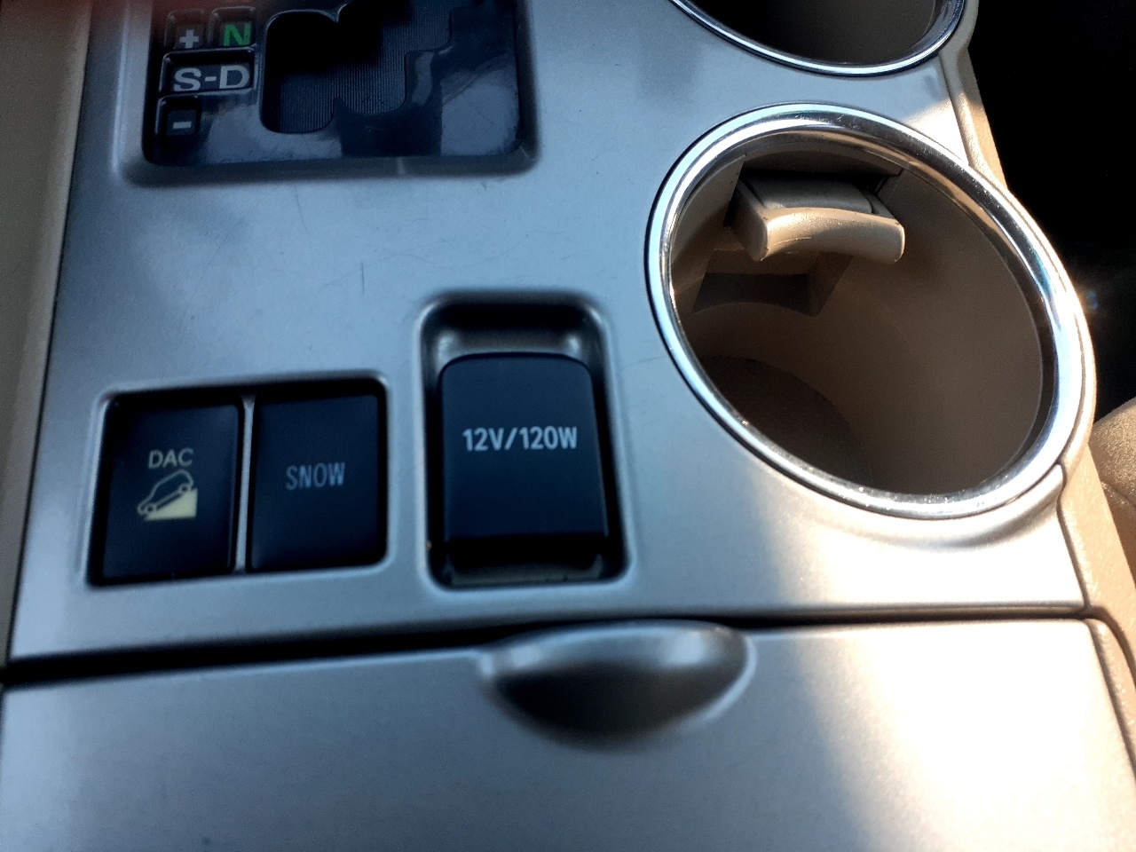 Toyota Highlander 4WD 4dr V6 (Natl) 2012 Toyota Highlander 4WD 4dr V6 (Natl) 2012