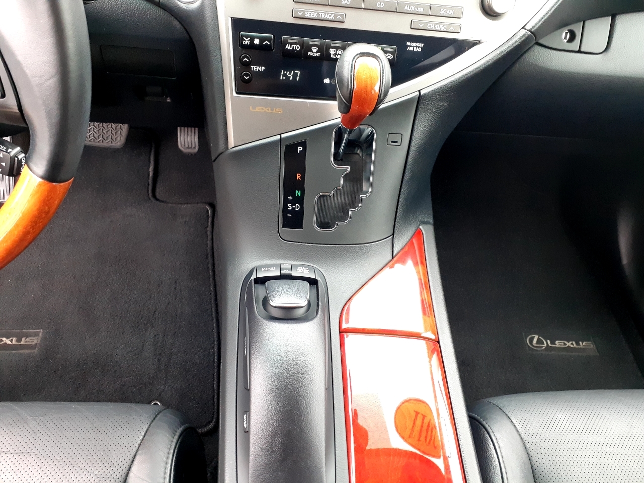 Lexus RX 350 AWD 4dr 2011 Lexus RX 350 AWD 4dr 2011