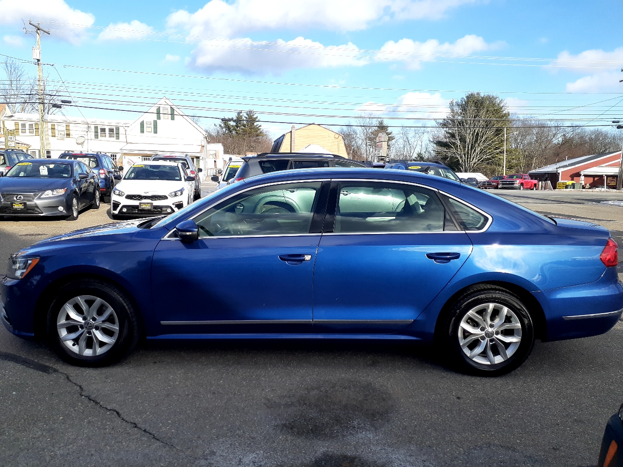 Volkswagen Passat 4dr Sdn 1.8T Auto S PZEV 2016