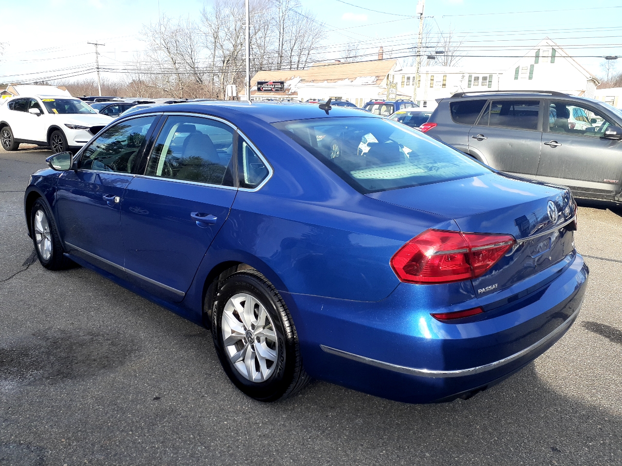 Volkswagen Passat 4dr Sdn 1.8T Auto S PZEV 2016