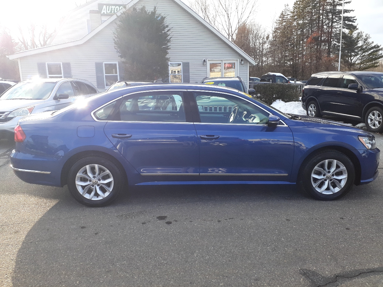 Volkswagen Passat 4dr Sdn 1.8T Auto S PZEV 2016