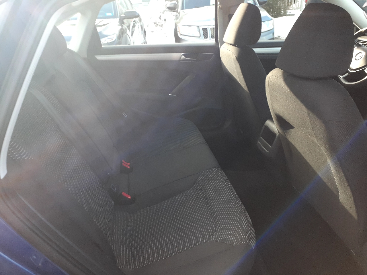 Volkswagen Passat 4dr Sdn 1.8T Auto S PZEV 2016