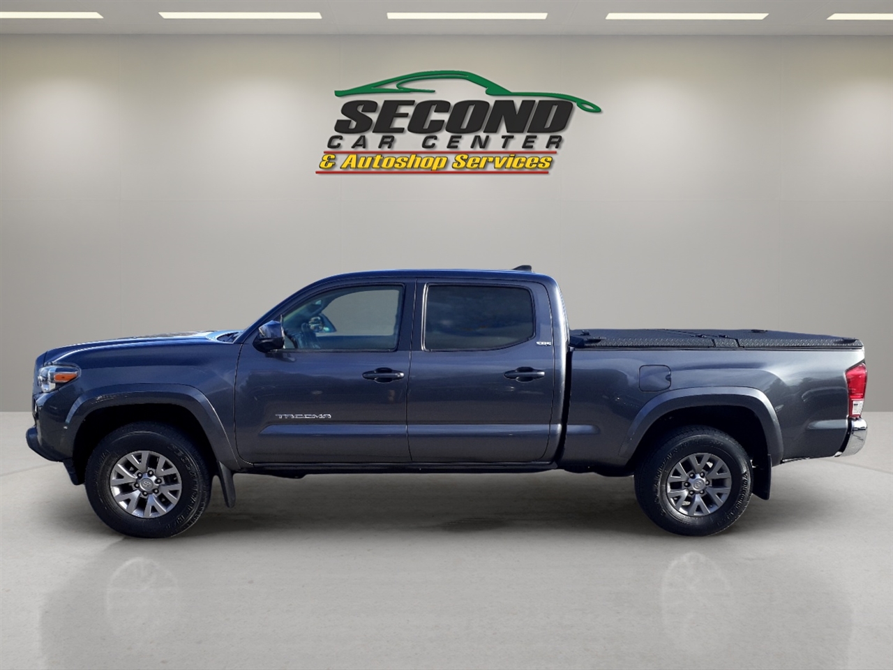 Toyota Tacoma TRD Off Road Double Cab 6' Bed V6 4x4 AT (Natl) 2017