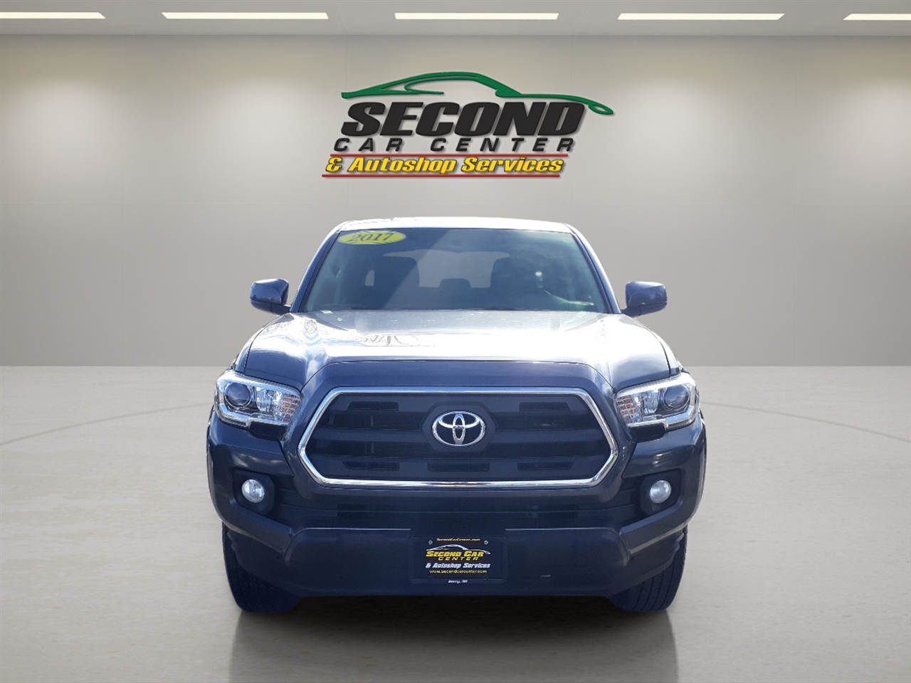 Toyota Tacoma TRD Off Road Double Cab 6' Bed V6 4x4 AT (Natl) 2017