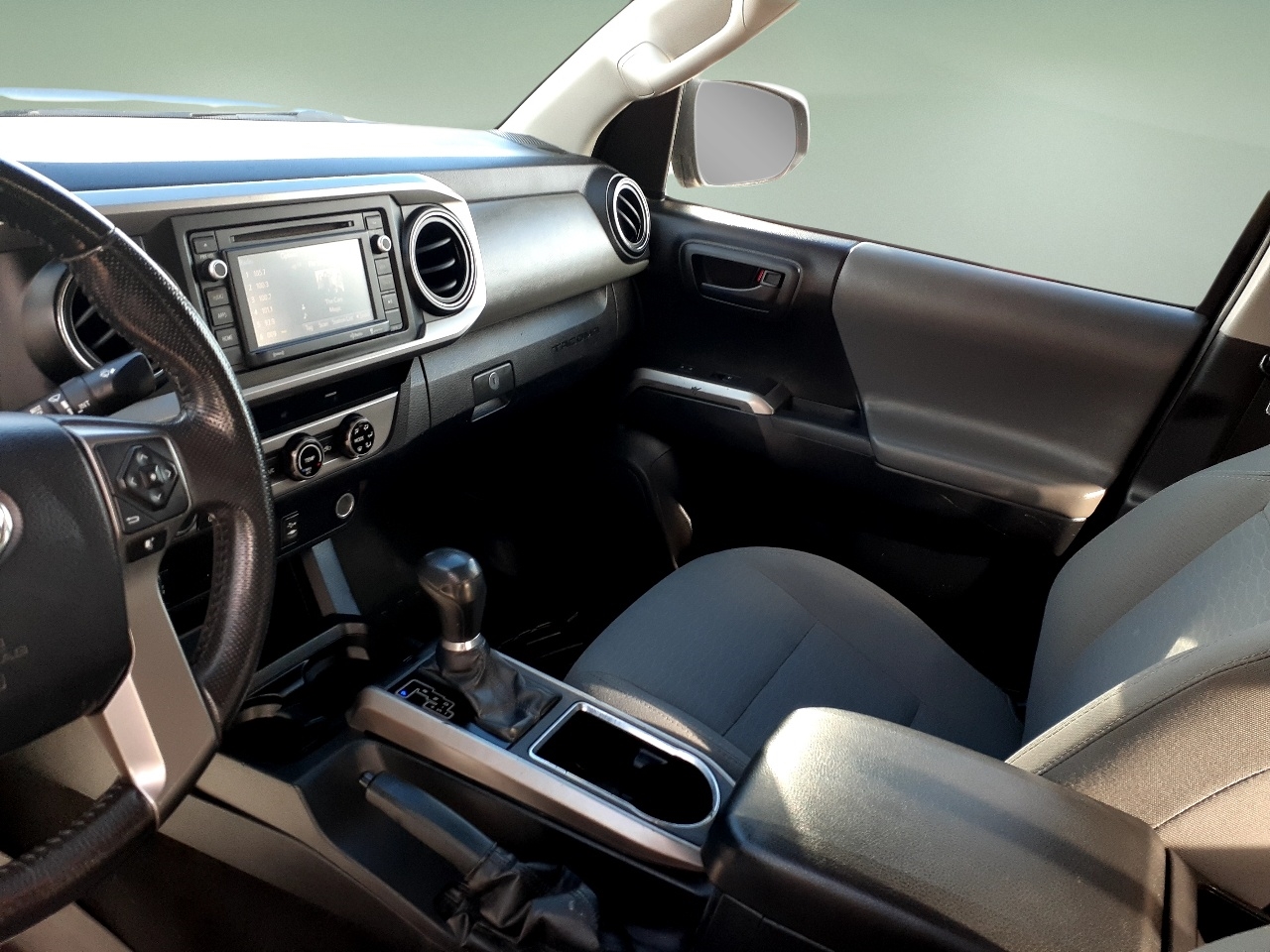 Toyota Tacoma TRD Off Road Double Cab 6' Bed V6 4x4 AT (Natl) 2017