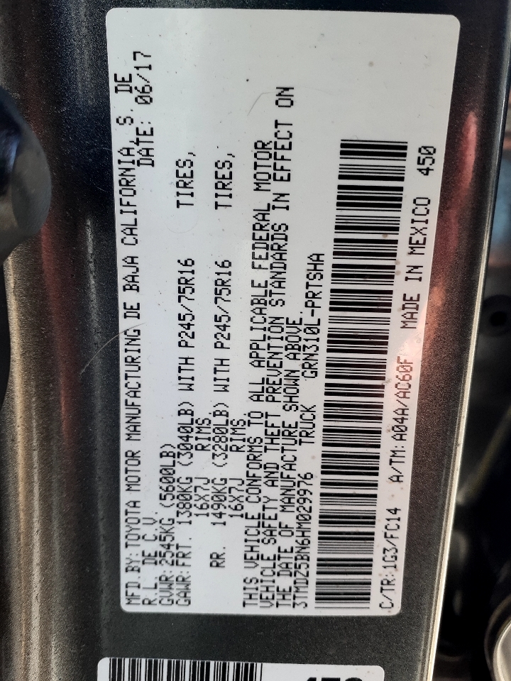 Toyota Tacoma TRD Off Road Double Cab 6' Bed V6 4x4 AT (Natl) 2017