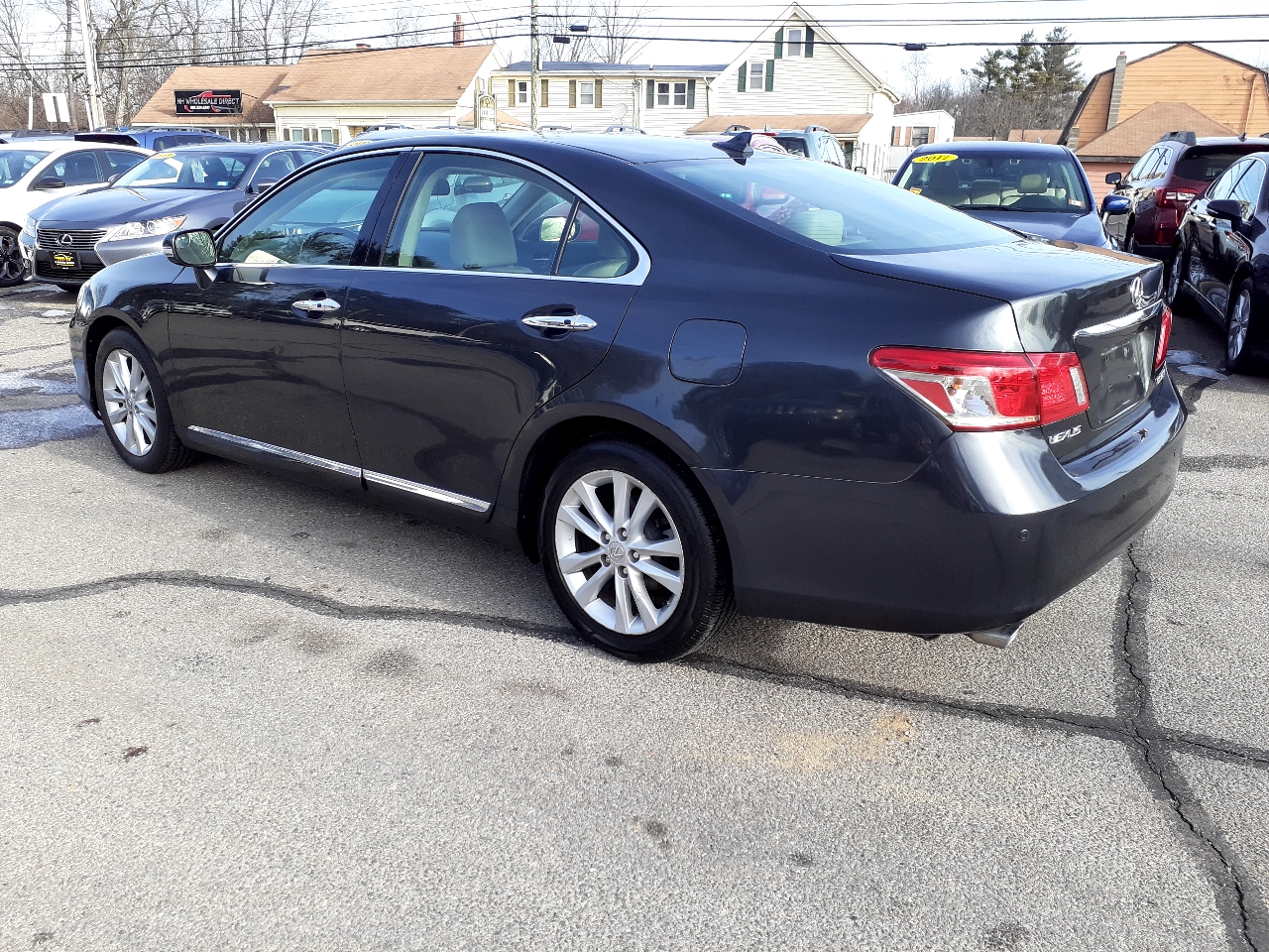 Lexus ES 350 4dr Sdn 2011