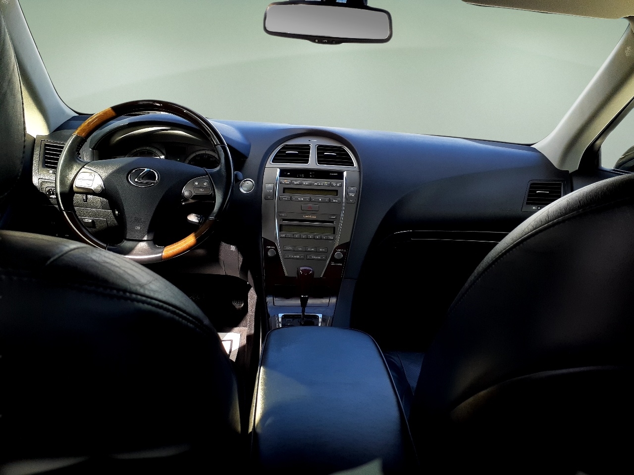 Lexus ES 350 4dr Sdn 2011