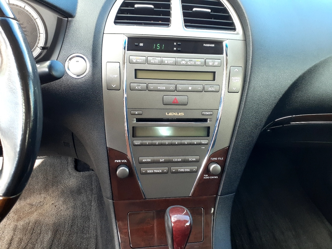 Lexus ES 350 4dr Sdn 2011