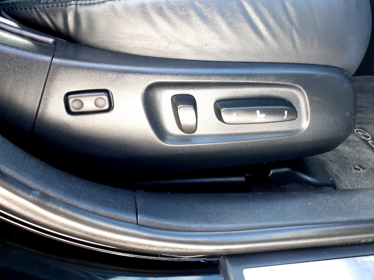 Lexus ES 350 4dr Sdn 2011