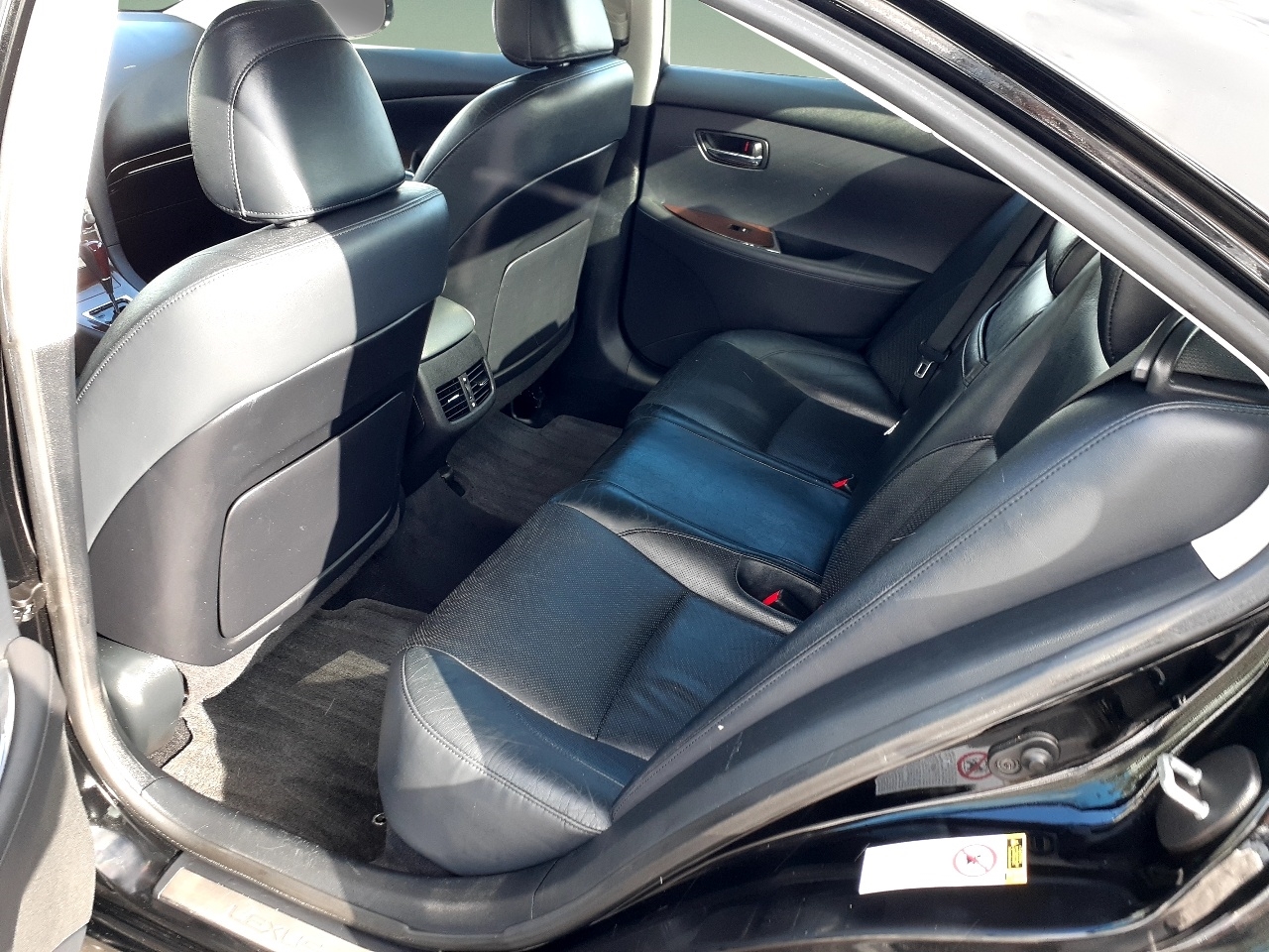 Lexus ES 350 4dr Sdn 2011