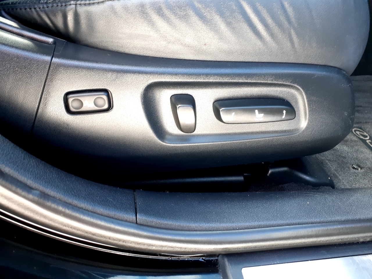 Lexus ES 350 4dr Sdn 2011